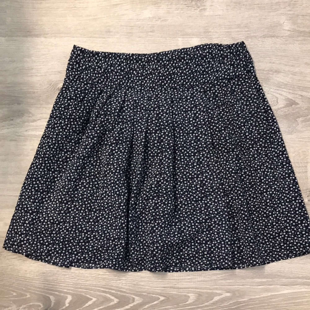 Banana Republic navy skirt